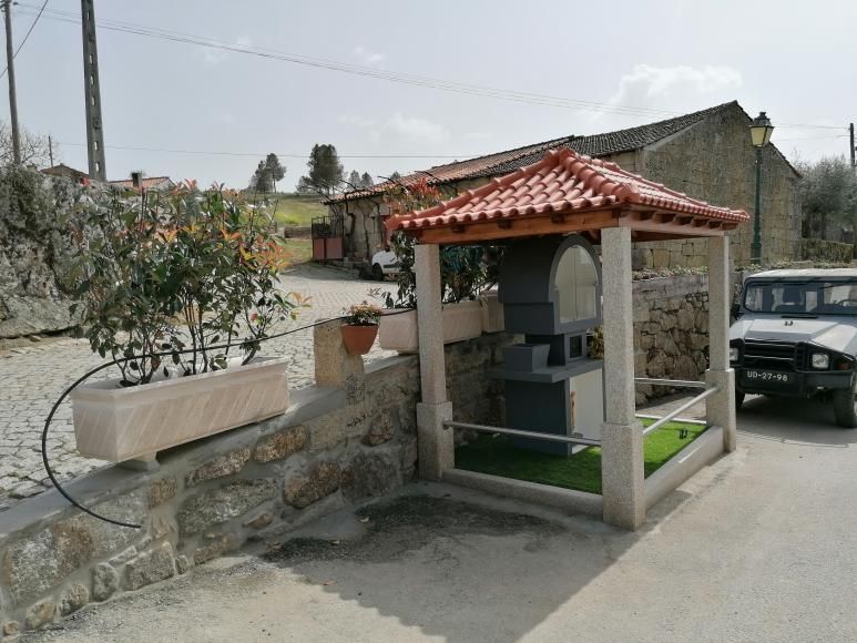 Arranjo Urbanístico na entrada de Selhariz